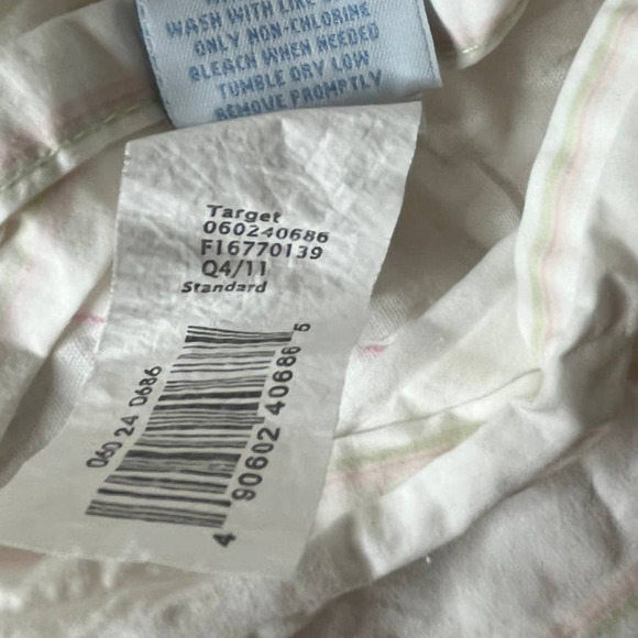 Rachel Ashwell Simply Shabby Chic Cherry Blossom Roses Satin Trim Sham (1) - Picture 5 of 9